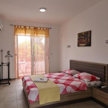 Lugano Apartment Улцин Екстериор снимка